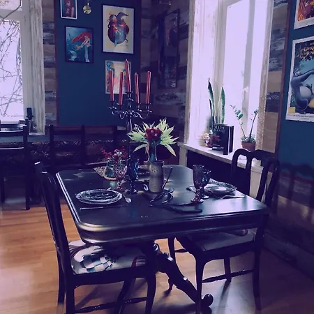 L'ancien Mystic Manoir Dedame Bed and Breakfast