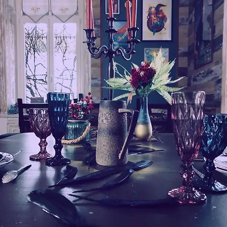 L'ancien Mystic Manoir Dedame Bed and Breakfast
